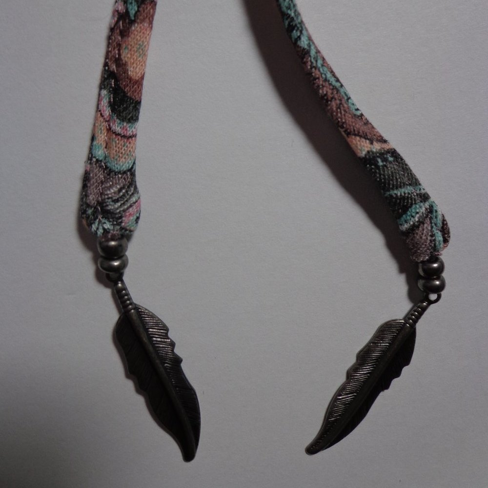 BRAND NEW Wrap Paisley Dress 2 Dusty Rose Short Raglan Sleeves Scoop Tie Neck - Picture 16 of 16